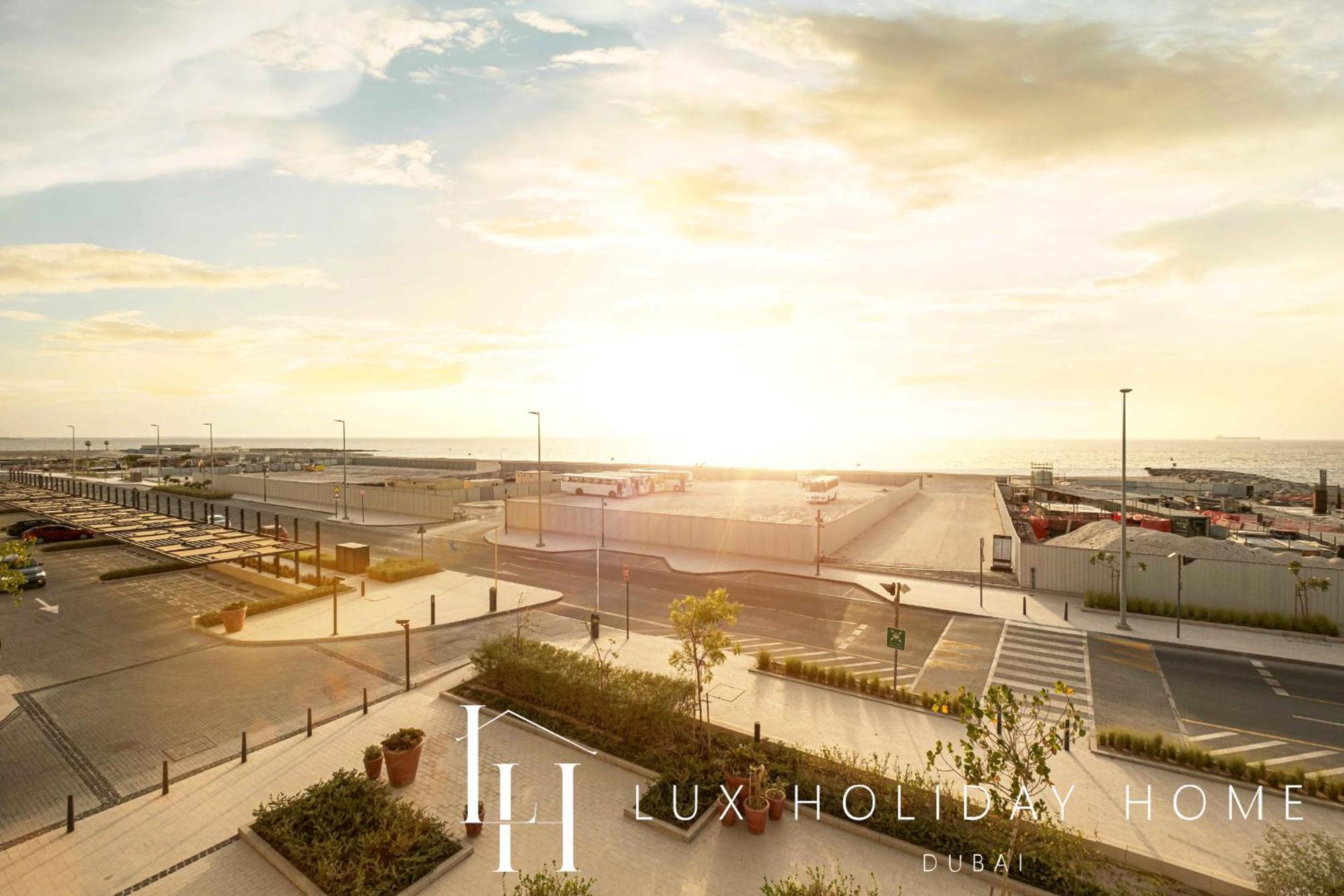 Lux - The La Mer Sea View Suite 3 ドバイ エクステリア 写真